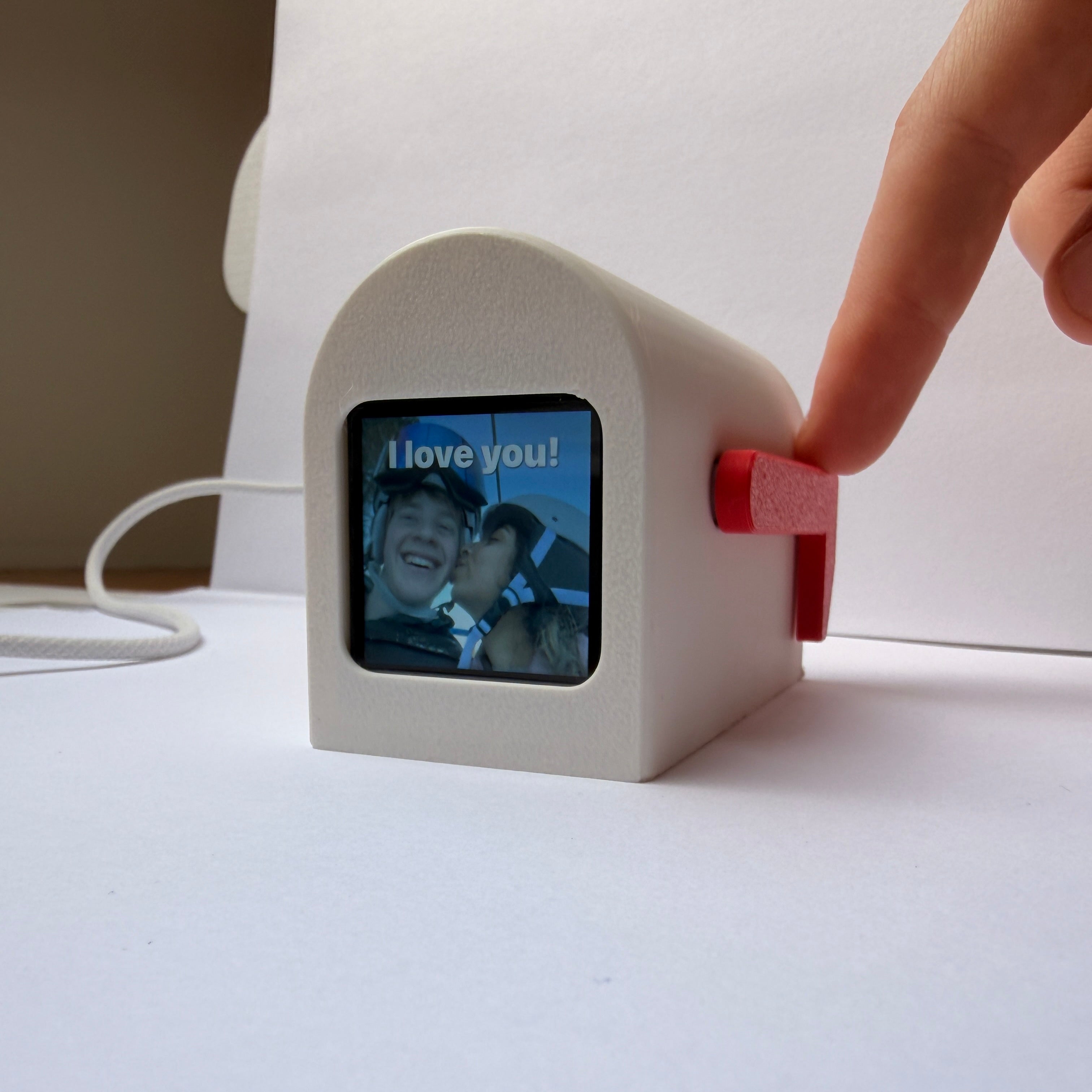 Love Letter Messenger